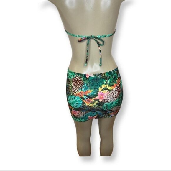 Indecent Proposal Made By Zuliana - Picture 4 of 4